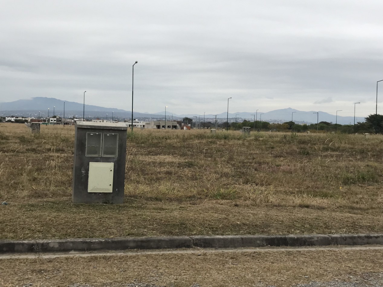 VENTA TERRENO VIA AURELIA