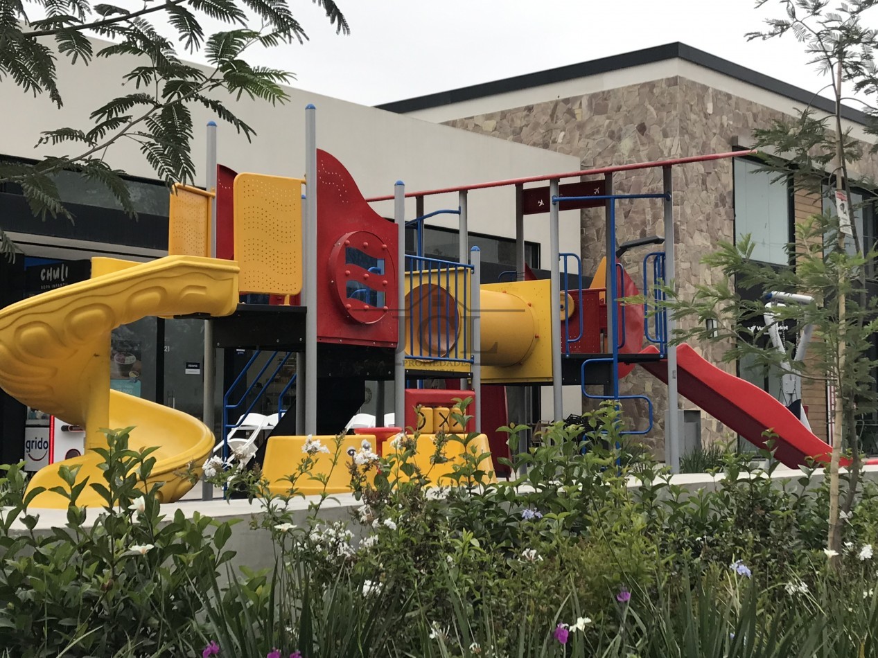 VENTA TERRENO VIA AURELIA