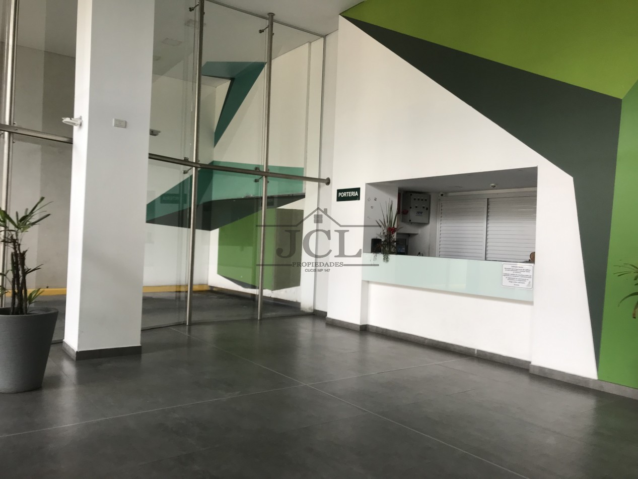 VENTA MONOAMBIENTE AMOBLADO