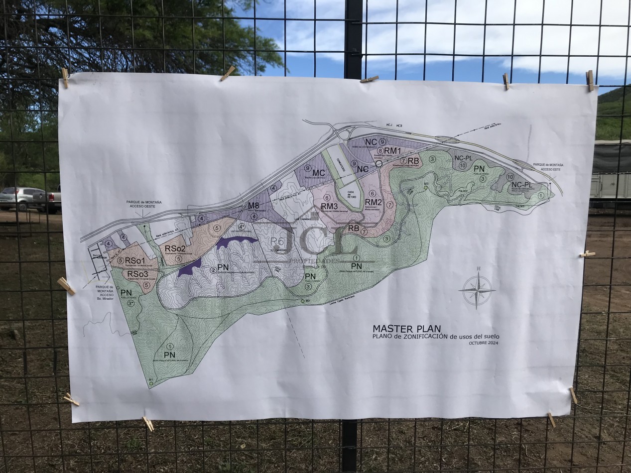 VENTA TERRENO B° PRIVADO EL CAPRICHO