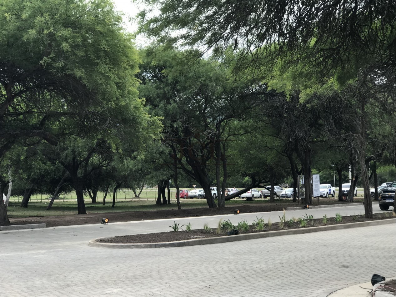 VENTA TERRENO B° PRIVADO  EL CAPRICHO