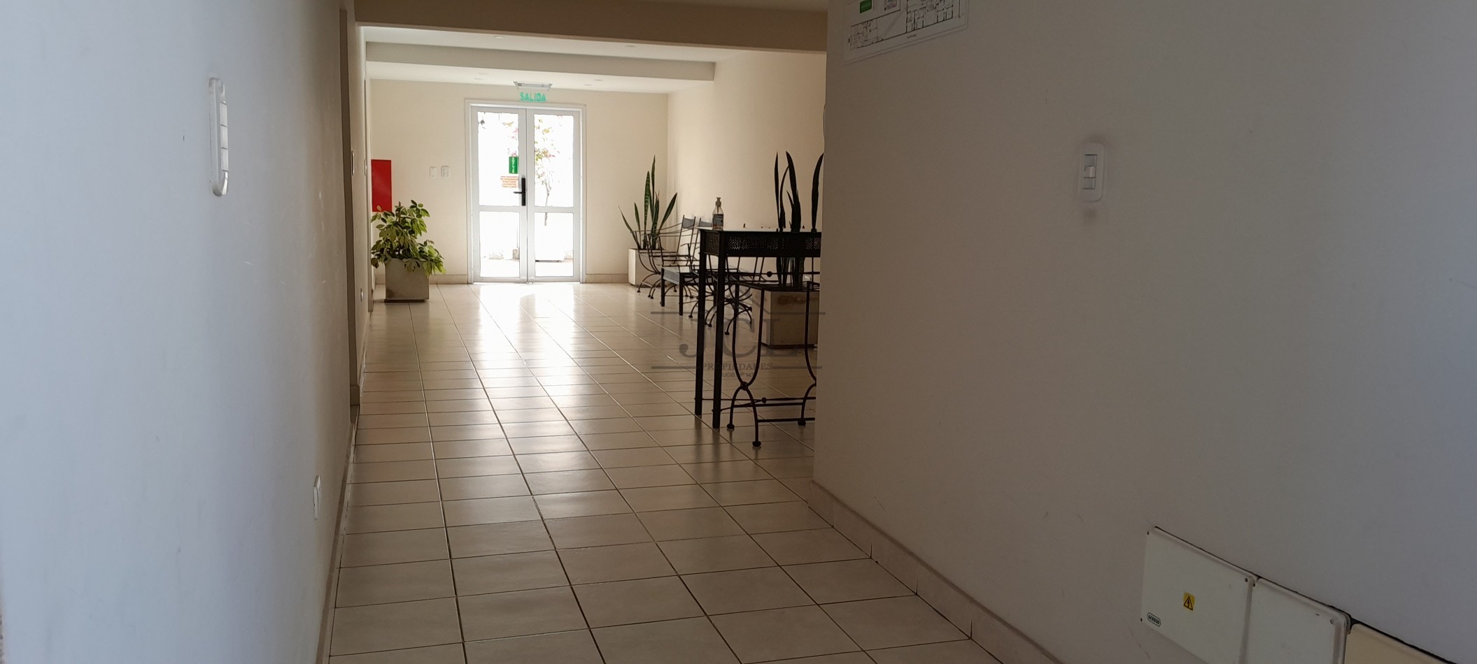 ALQUILER DEPARTAMENTO CON COCHERA