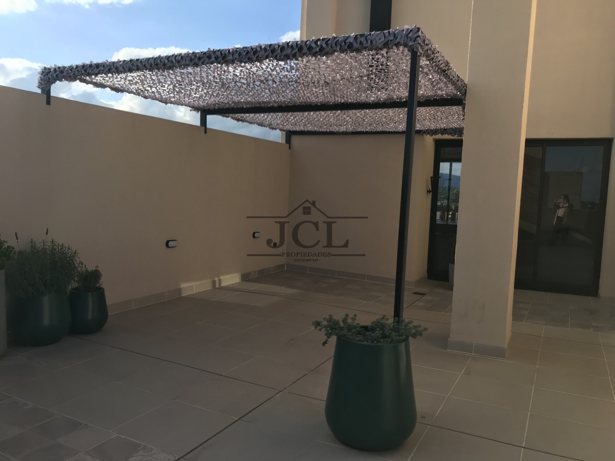 VENTA DEPARTAMENTO MACROCENTRO 