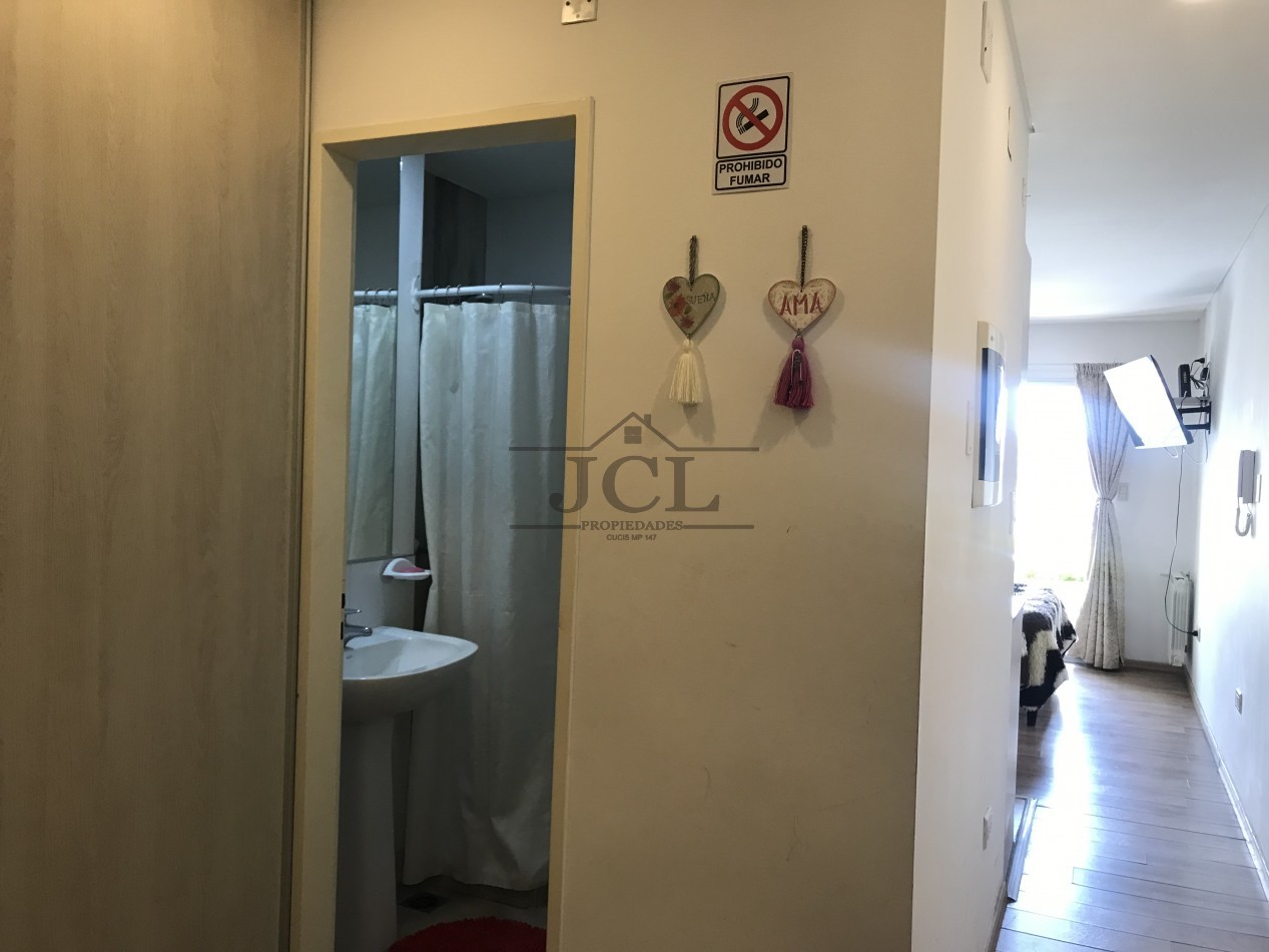 VENTA MONOAMBIENTE AMOBLADO