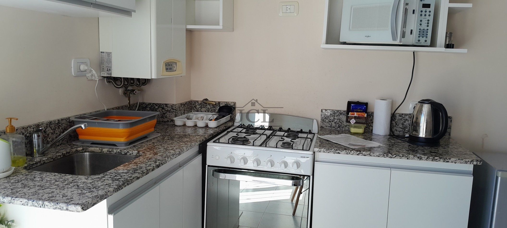 ALQUILER DEPARTAMENTO CON COCHERA