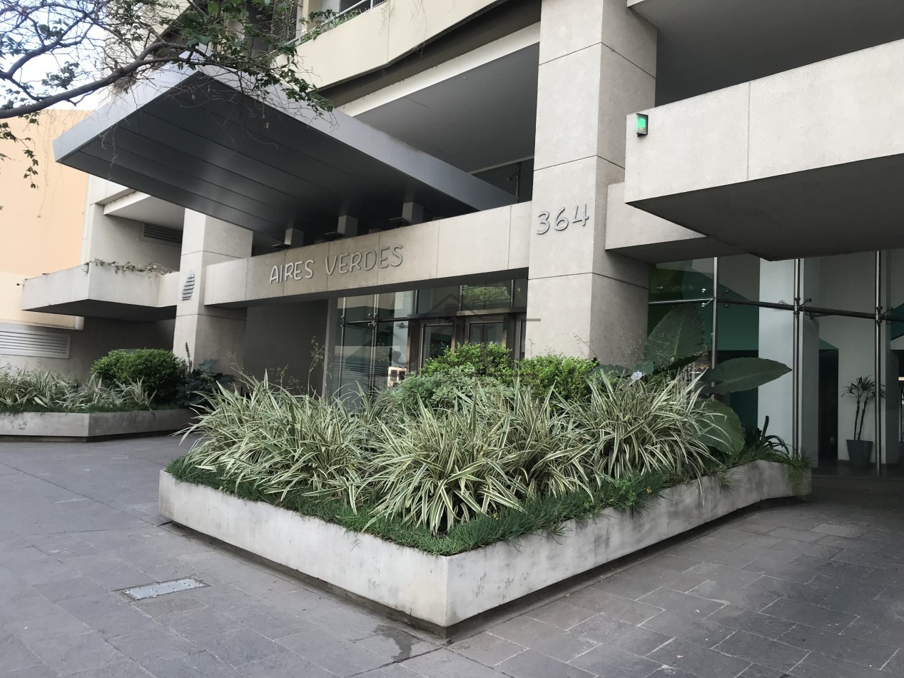 VENTA MONOAMBIENTE AMOBLADO
