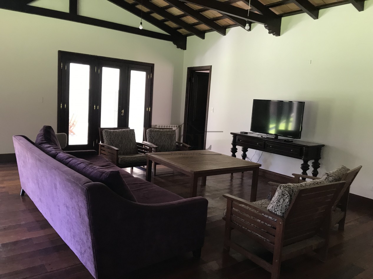 ALQUILER CASA SAN LORENZO