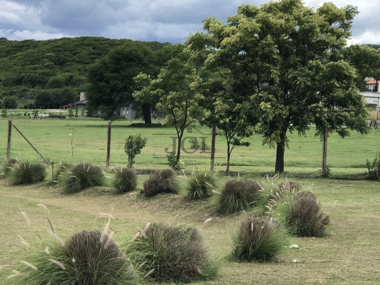 VENTA TERRENO B° PRIVADO EL PORTICO