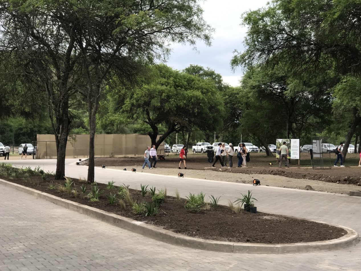 VENTA TERRENO B° PRIVADO EL CAPRICHO