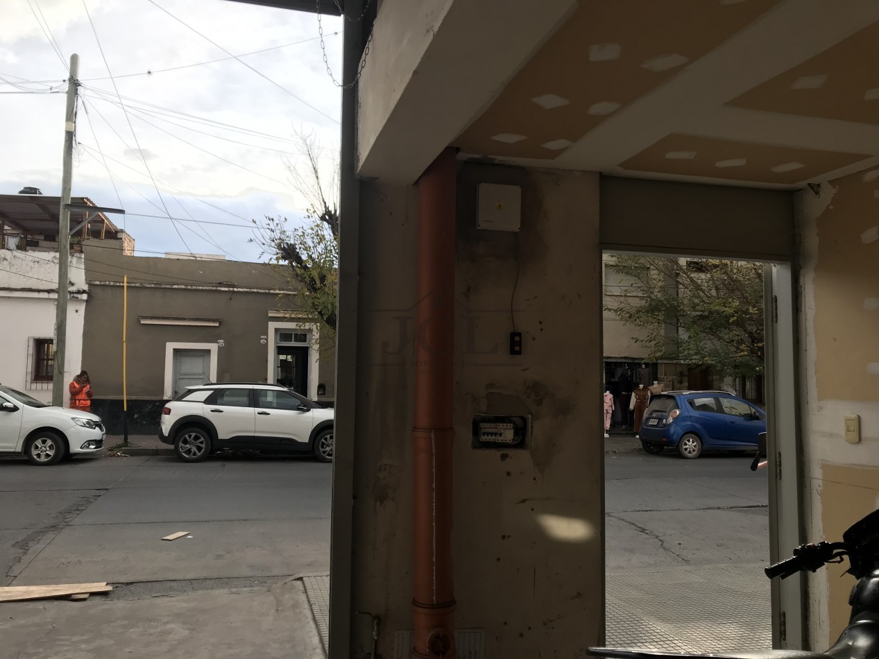 VENTA GALPON MACROCENTRO