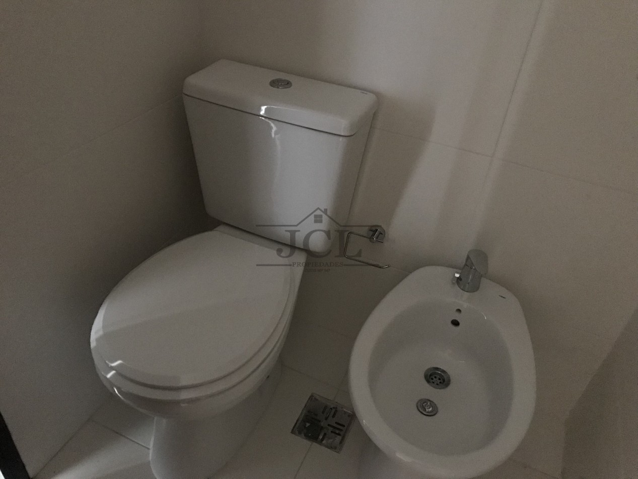 VENTA DEPARTAMENTO MACROCENTRO 