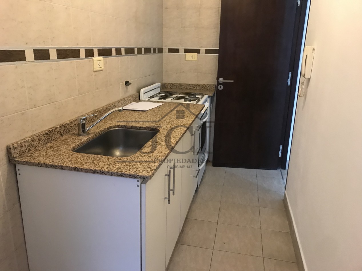 VENTA DEPARTAMENTO JURAMENTO AL 400