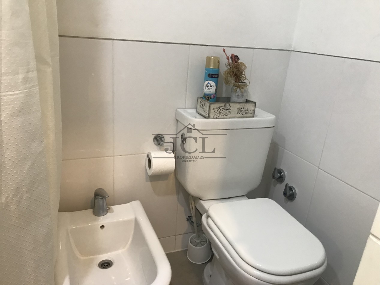 VENTA MONOAMBIENTE AMOBLADO